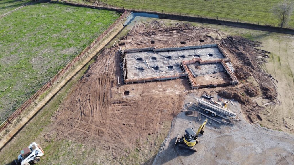 découvrez tout ce qu'il faut savoir sur la fondation : définition, rôles, démarches de création, avantages et conseils pour réussir votre projet de fondation.